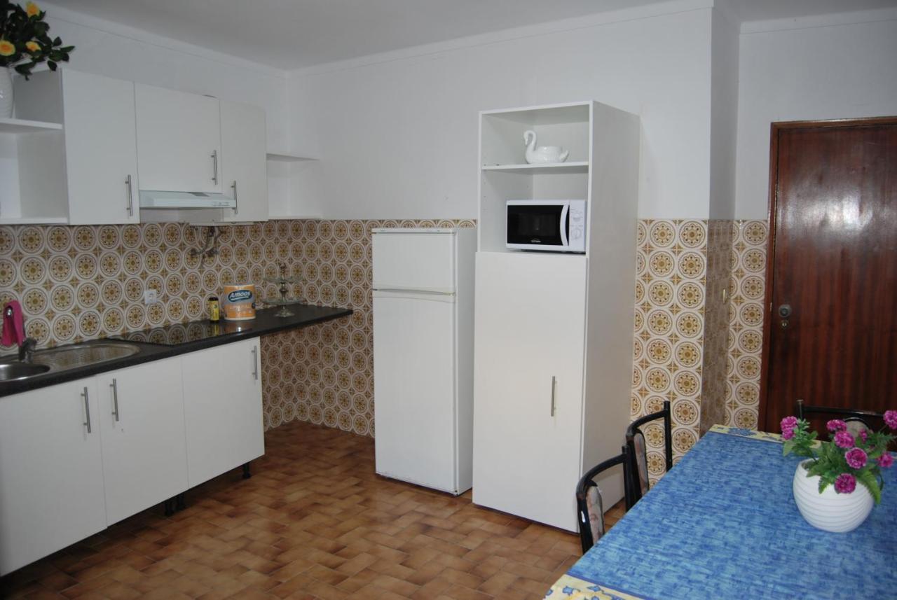 Apartamentos Mota Nazare Bagian luar foto